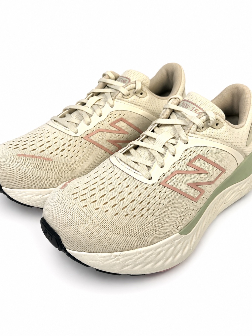 New Balance Fresh Foam 1540v4 Women's Running Sneaker 9.5 Turtledove Silver Moss